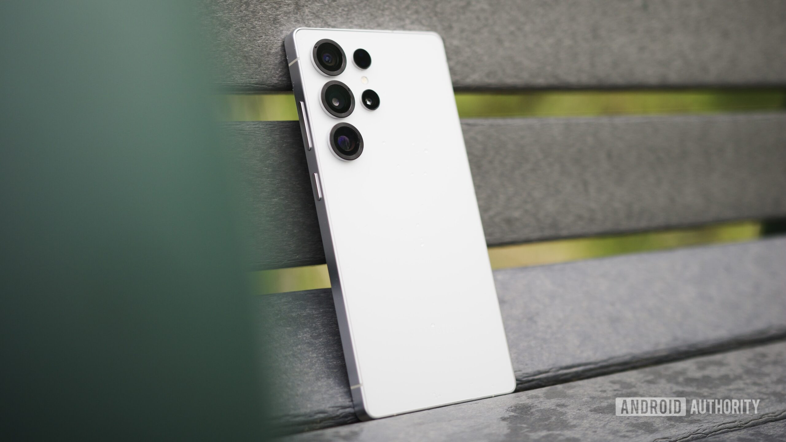 До побачення фіолетові місяці: один інтерфейс 8 бета 5 потрапляє на Galaxy S25