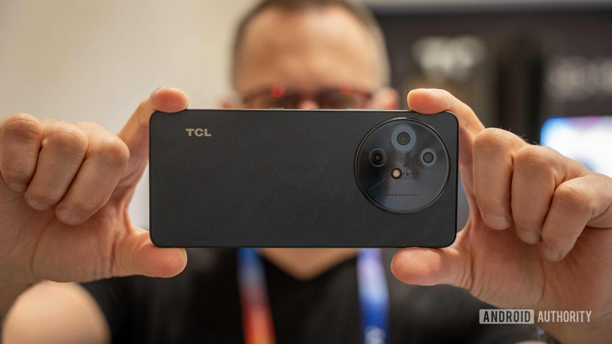 Вже доступна TCL 60 Xe Nxtpaper отримує 70 доларів дешевше